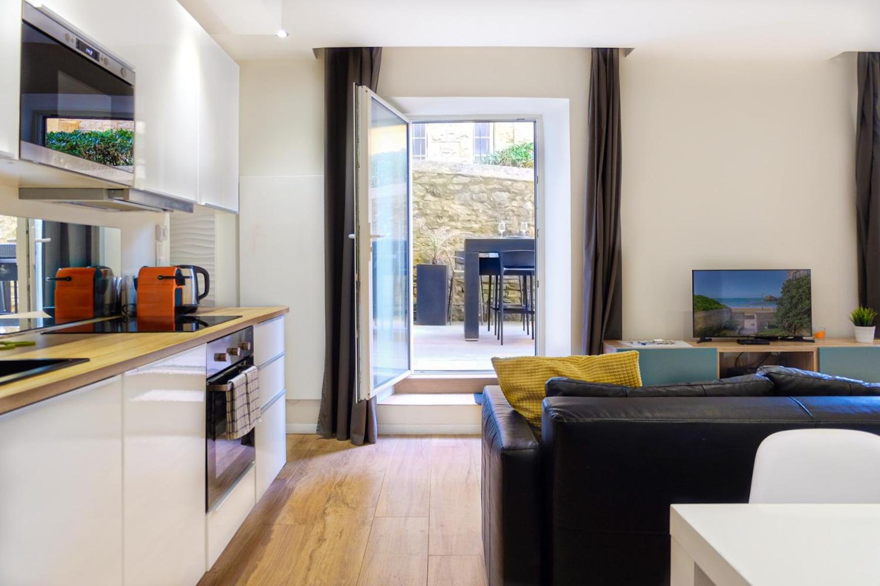 Magnifique Appartement Avec Terrasse, Parking Et Vue Sur L'Ocean Pour 5 Биарриц Экстерьер фото